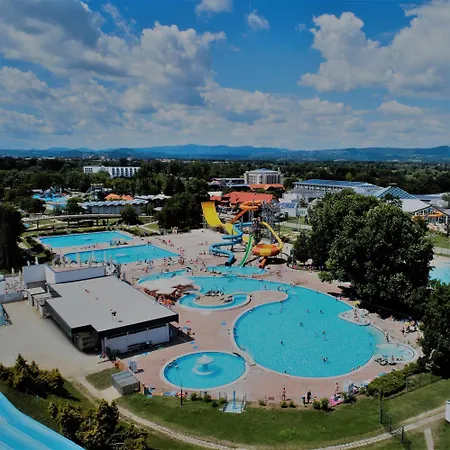 Honeydew In Camp Terme Catez *